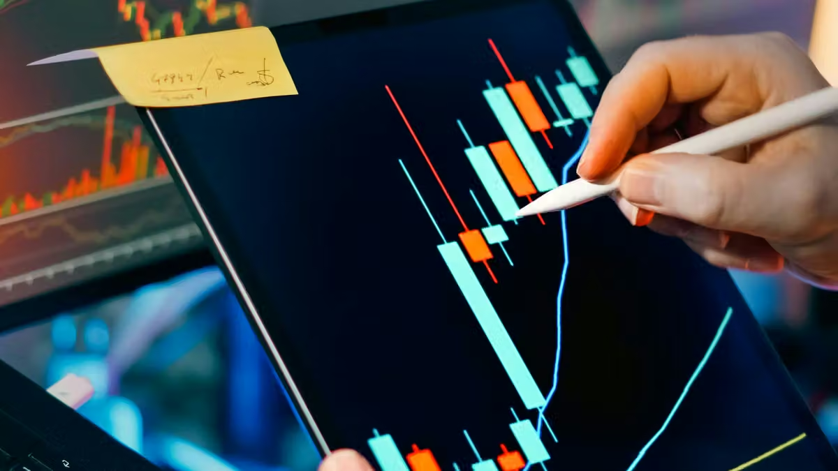 Tariff refunds align as revenue tops payouts